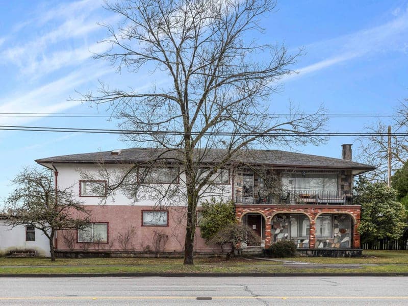 House of a current court-ordered listing in Renfrew Heights, Vancouver.